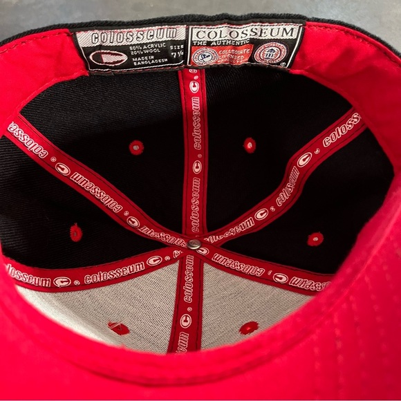 Colosseum Maryland Terrapins Black Cap with Red Logo Size 71/8 NWT - Picture 4 of 7